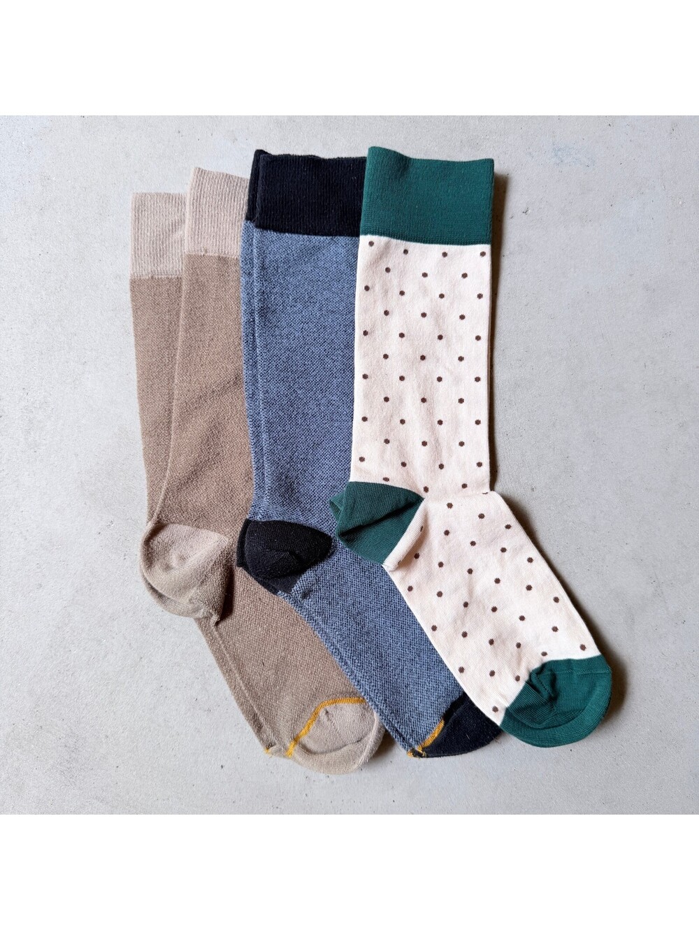 Set of 3 Casual Mid-Calf Socks in Neutral and Patterned Colors